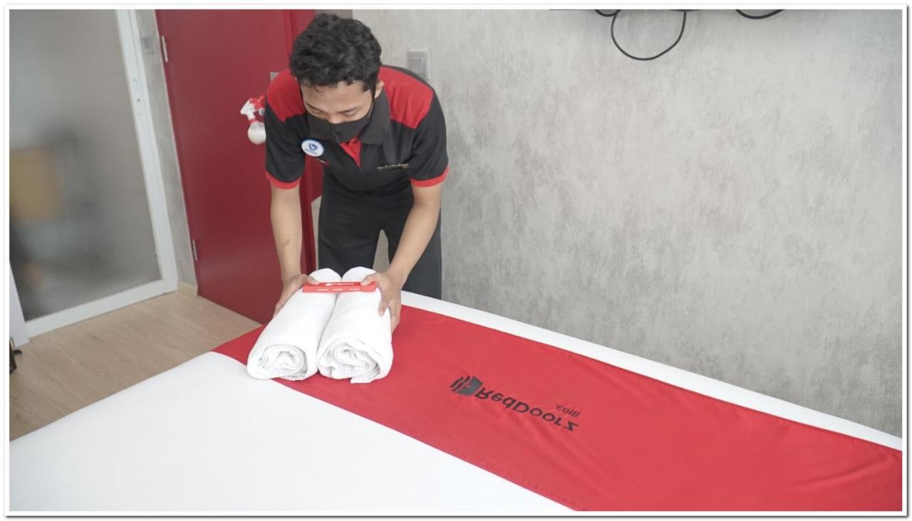 Reddoorz Syariah Premium At Cilandak Timur 2 Jakarta Eksteriør bilde