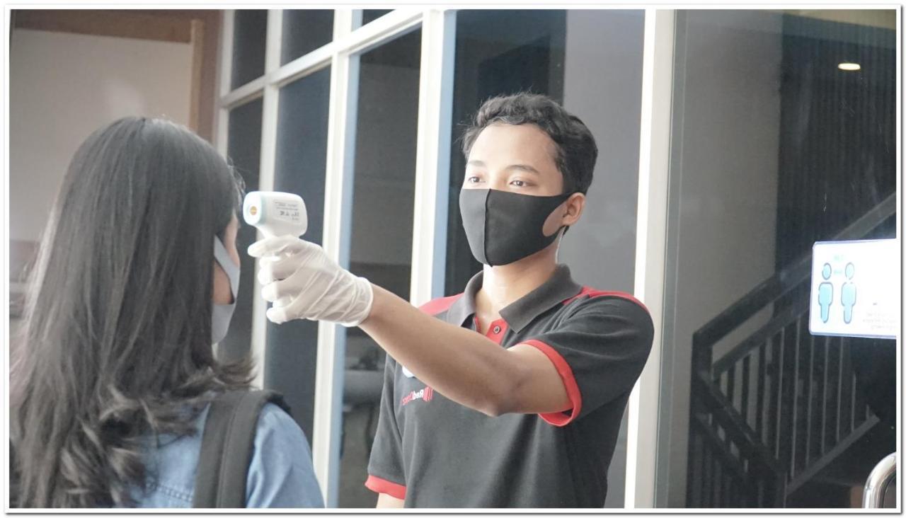 Reddoorz Syariah Premium At Cilandak Timur 2 Jakarta Eksteriør bilde